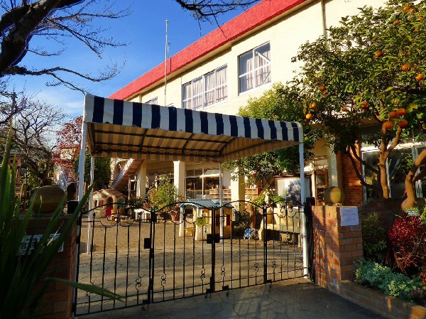 周辺環境:宮前幼稚園(今この瞬間を、わくわく生き活きとびっきり輝いて生きてほしい。そんな思いで園づくりをしています。)