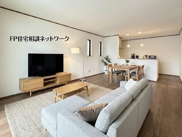 【LDK│17帖】本画像はAIがCGで家具作成しており、実際の現地に家具は設置されておりません。また、販売価格に家具等は含まれておりません。