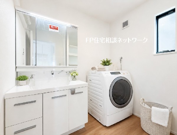 【浴室洗面室】  本画像はAIがCGで家具を作成しており、実際の現地に家具は設置されておりません。また、販売価格に家具等は含まれておりません。