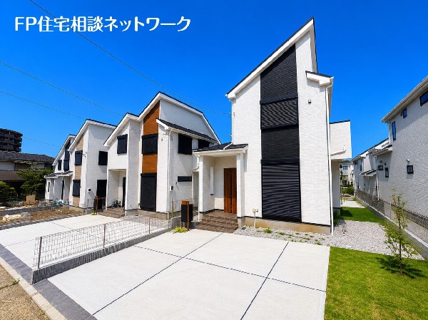 外観:落ち着きある住宅街、一種低層住居専用地域内に位置しています。