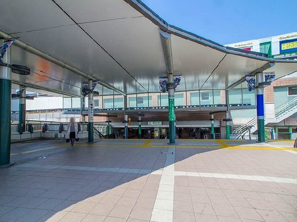 周辺環境:溝の口駅(田園都市線だけではなく、東急大井町線も始発で利用可能なため、都内の湾岸エリア方面へのアクセスもラクラクです。JR南武線で「川崎」駅へも20分。)