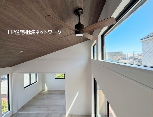 【LDK│19.3帖】  本画像はAIがCGで家具を作成しており、実際の現地に家具は設置されておりません。また、販売価格に家具等は含まれておりません。 