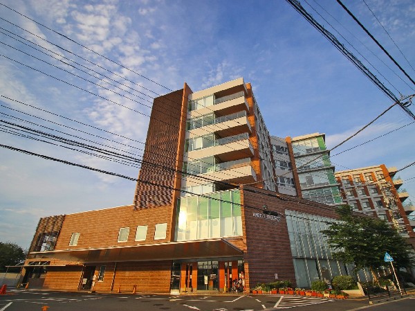 周辺環境:川崎市立井田病院(自治体病院として、市民に信頼され、市民が安心してかかれる病院づくりを目指します。)