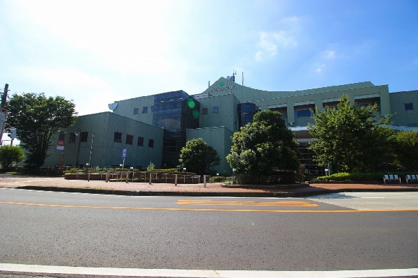 周辺環境:青葉区役所(引越しや出産、検診、保育園の入園、年金、税金、各種手続き等々、節目で必ず行く必要がある区役所。)