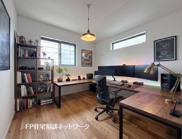 【洋室│5.3帖】  本画像はAIがCGで家具を作成しており、実際の現地に家具は設置されておりません。また、販売価格に家具等は含まれておりません。