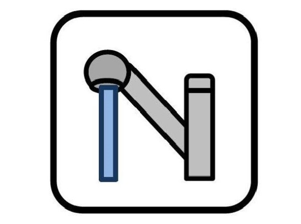 浄水器一体型水栓  浄水と水道水を切り替えて使用できるスッキリとしたデザインの浄水器一体型水栓。ヘッドを引き出して使えるのでお料理はもちろんシンクの掃除が容易です。