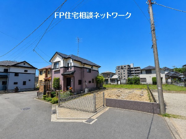 外観:毎日のお散歩も快適な緑に恵まれた閑静な住宅地は、伸び伸びスローライフを叶えてくれます。