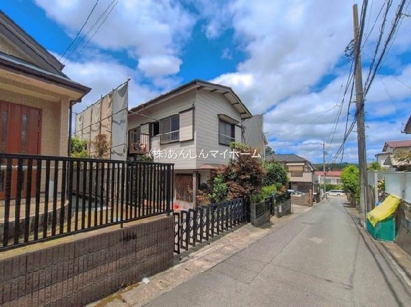 外観:現地土地写真（古家有・造成中）