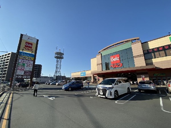 周辺環境:ベルク・フォルテ森永橋店(「おいしく、安く」を提供する地域密着型のスーパー。建物内にマツキヨ、百均、飲食店、美容室があり便利。)