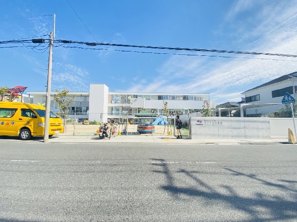 周辺環境:あさひ台幼稚(三ツ池公園近くの幼稚園で、スローガンは「遊びの王様、どろんこ隊」。園庭に水たまりを作って遊べます。)