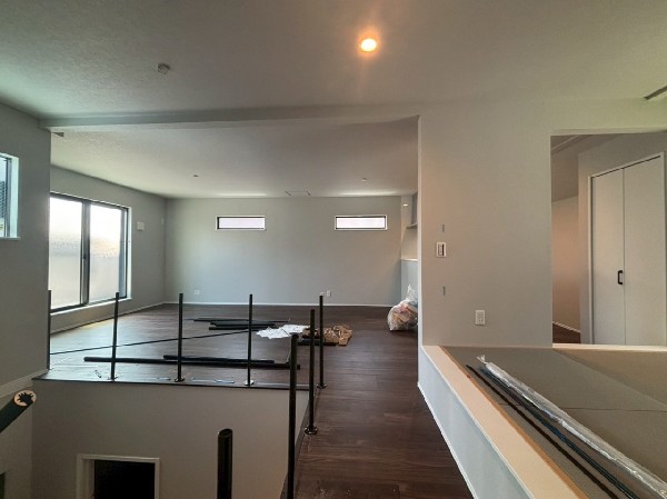 18.3帖の広々ＬＤＫ。導線もしっかりと取れているので、ソファーなどの家具もしっかりと配置できます。