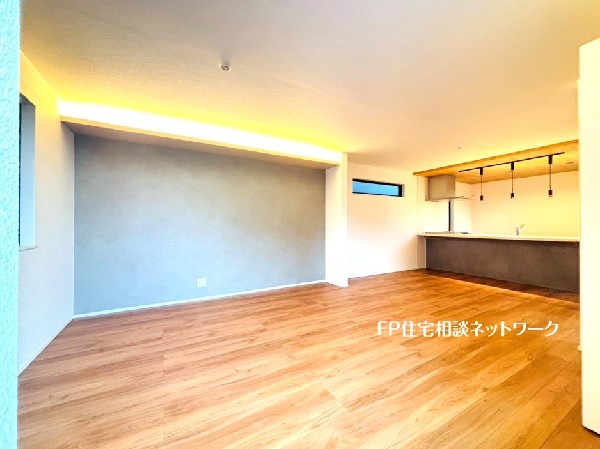 18.8帖の広々ＬＤＫ。導線もしっかりと取れているので、ソファーなどの家具もしっかりと配置できます。