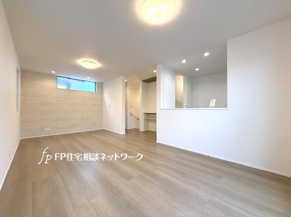 オープンでのびやかな空間を生み出す、広がりとゆとり。家族と過ごす時間を大切にしたい方にぴったりです。