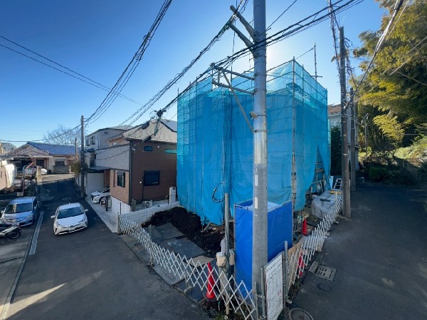 外観:角地ならではの解放感。日当たり・通風・眺望も良く快適な生活を送れます。のびのびスローライフの夢を実現