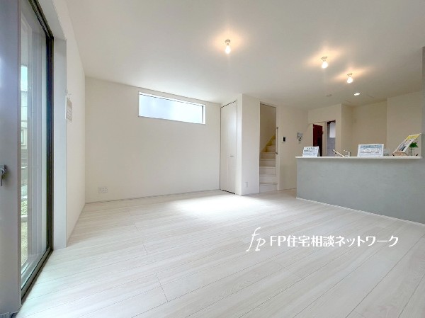 オープンでのびやかな空間を生み出す、広がりとゆとり。家族と過ごす時間を大切にしたい方にぴったりです。