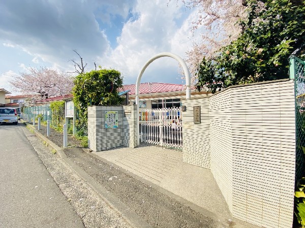 周辺環境:神大寺幼稚園(園内には大きな畑・天然の筍収穫もできる竹林などがあり、たくさんの自然と触れ合ることができます。)