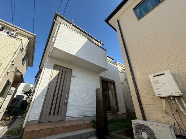 外観:四季を通じて自然と触れ合えるスポットがあるので、自然に包まれた穏やかな暮らしを実現できます。  