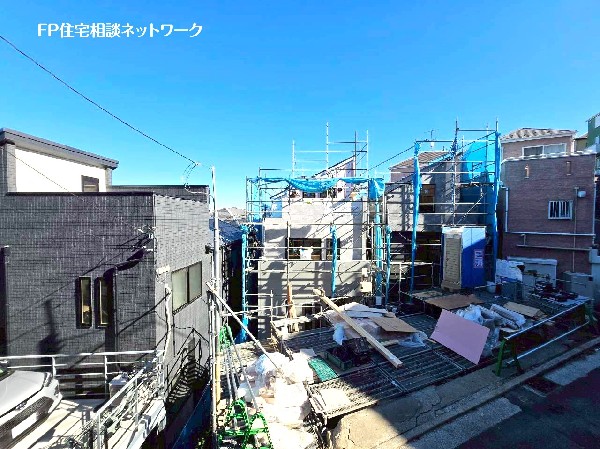 外観:「生麦」駅徒歩圏内、大口駅、鶴見駅へのバス便もあります。小学校、保育園、公園が近くにあり子育てしやすい環境です。