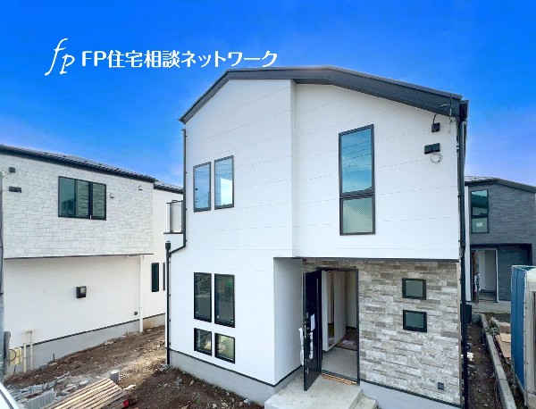 外観:閑静な住宅地で子育て家族にピッタリ。快適な緑に恵まれたエリアで、ゆとりある住環境が整っています。  