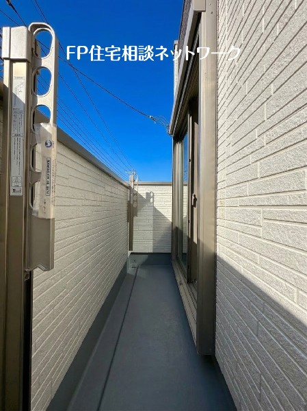 南向きのバルコニーで、お洗濯もあっという間に乾きそう。家事もスムーズにこなせますね。