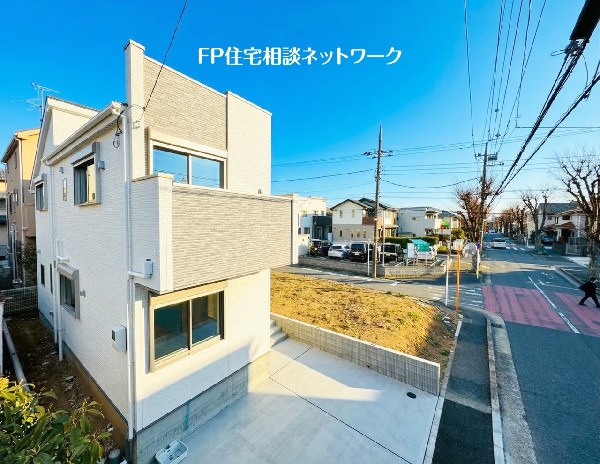 外観:閑静な住宅地で子育て家族にピッタリ。快適な緑に恵まれたエリアで、ゆとりある住環境が整っています。  