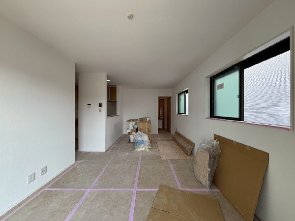 オープンでのびやかな空間を生み出す、広がりとゆとり。家族と過ごす時間を大切にしたい方にぴったりです。