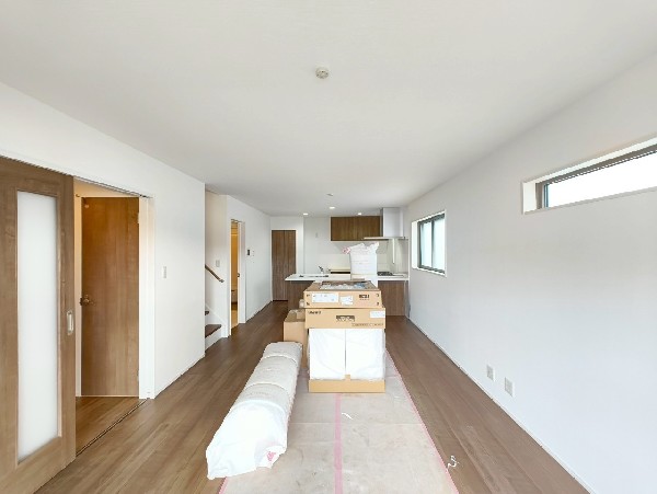 オープンでのびやかな空間を生み出す、広がりとゆとり。家族と過ごす時間を大切にしたい方にぴったりです。