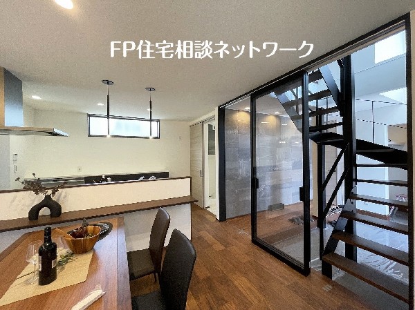 本画像はAIがCGで家具等を作成しています。現地には設置されておらず販売価格に含まれておりません。