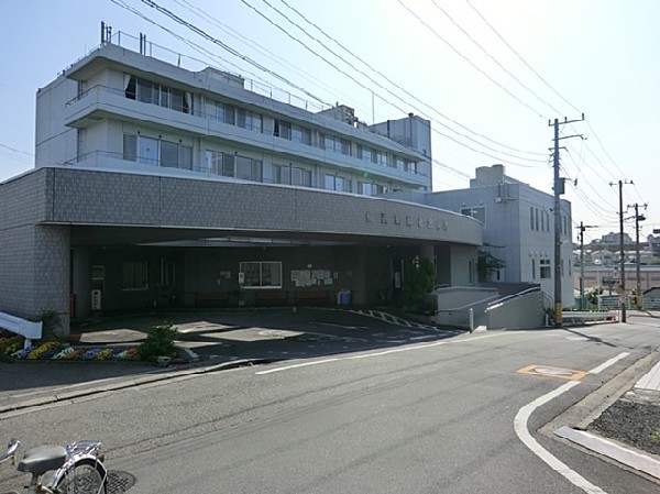 周辺環境:横浜新緑総合病院(確かな医療技術・やさしい対応で共に生きる幸せを喜び合える良質の保健医療福祉社会を創造する病院  )