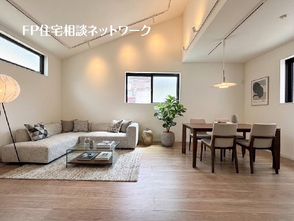 本画像はAIがCGで家具・小物作成しています。現地には設置されておらず販売価格に含まれておりません。