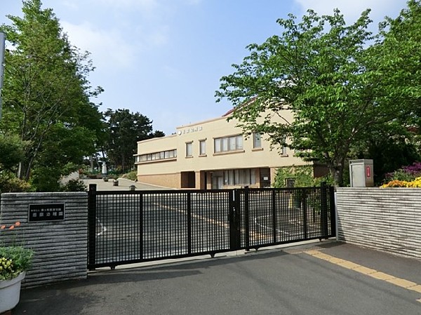 周辺環境:茅ケ崎恵泉学園(茅ケ崎恵泉学園まで350ｍ)