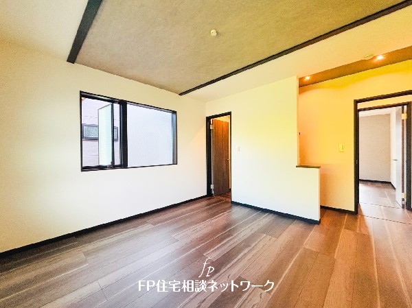 人目が気にならない庭のような屋上スカイバルコニーは、ＢＢＱやお子様の遊び場など、家族の絆を深めることのできる大切な空間になることでしょう！