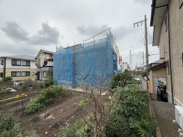 外観:目の前に広がる開放感とゆとり、暮らしの夢を育む理想の住まいがここにはあります。