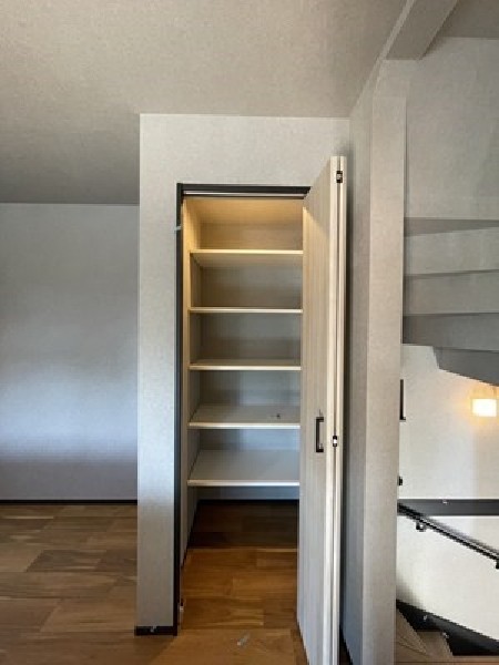 開放的なルーフバルコニーは太陽の温かな温もりをめいっぱい受け止めてくれます。