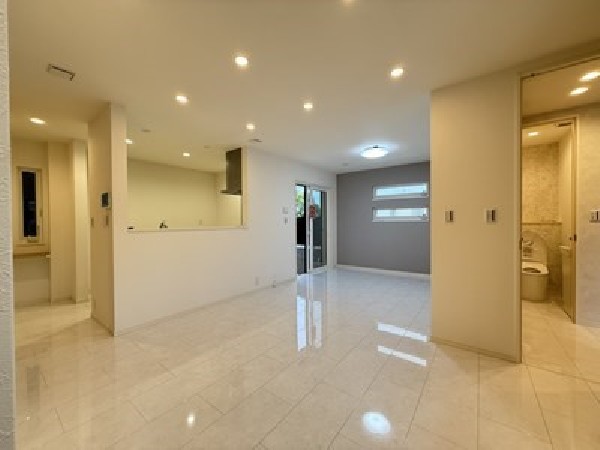 高級感のあるリビングダイニング