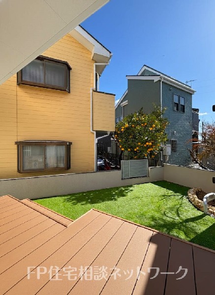 外観:四季の移り変わりを感じられる贅沢な空間。緑の潤いを感じられる環境でホッと生活できそうです。