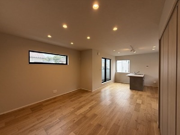 家族と過ごす時間を大切にする方にピッタリのゆとりの住空間です。