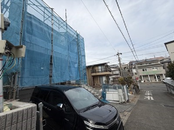 外観:四季を通じて自然と触れ合えるスポットが周辺には盛りだくさん！週末のご家族での遊びに最適です。