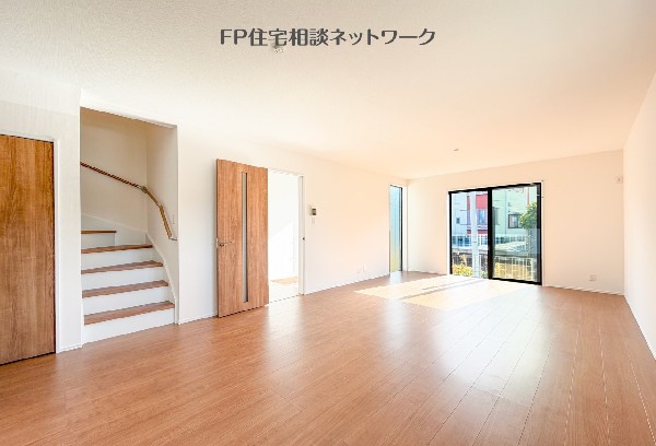 2階へ上がる時は必ずリビングを通るので、お子様とのコミュニケーションが取りやすくなりますね！