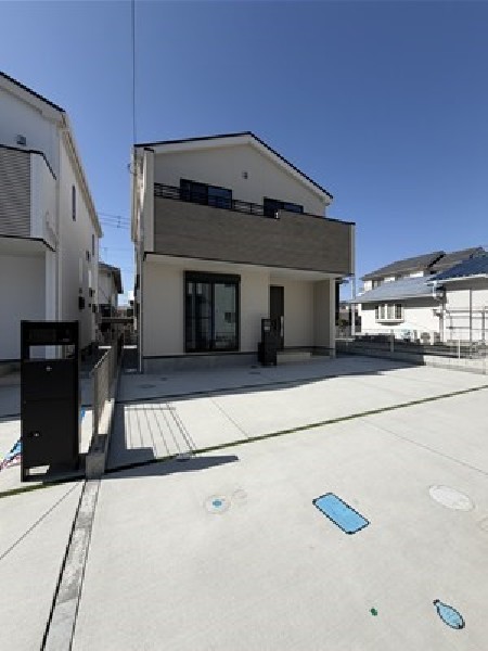 外観:四季を通じて自然と触れ合えるスポットが周辺には盛りだくさん！週末のご家族での遊びに最適です。