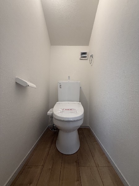 トイレを備えた住まいは、水まわりの使い勝手を高めてくれます。家族の時間も心地よく整います。
