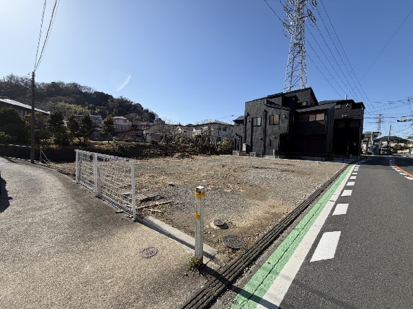 外観:四季を通じて自然と触れ合えるスポットが周辺には盛りだくさん！週末のご家族での遊びに最適です。