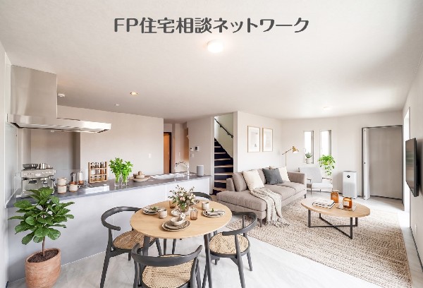 陽だまりリビング♪（本画像はAI加工済みであり、現地に家具等はなく価格にも含まれていません）  