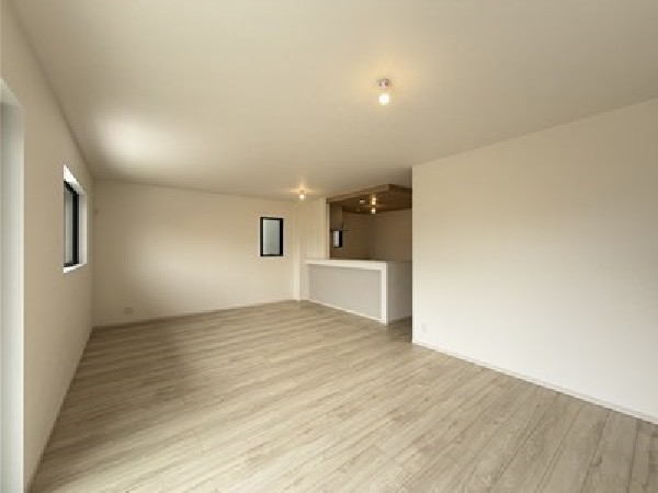 家族と過ごす時間を大切にする方にピッタリのゆとりの住空間です。