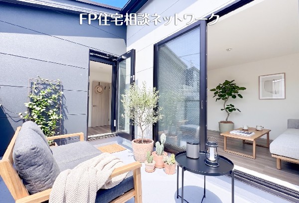 外観:本画像はCGで作成されており、実際は現地に家具等は置かれておらず価格に家具代等は含まれていません