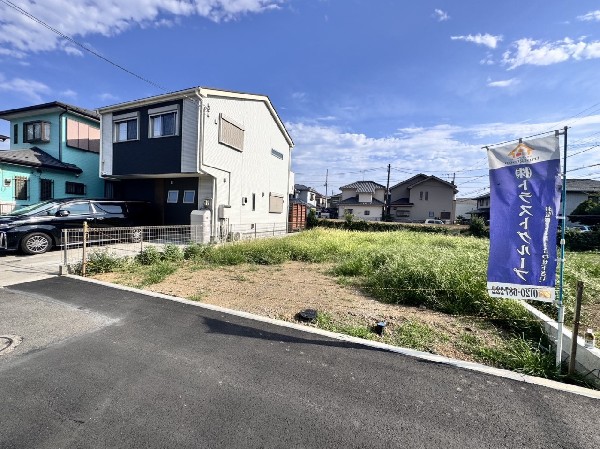 外観:緑豊かな閑静な住宅地は、毎日の散歩など伸び伸びとしたスローライフを叶えます。