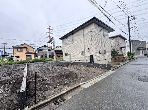 外観:豊かな陽光と心地よい風に満たされたこの場所が、家族の理想の暮らしをやさしく形作ります。  