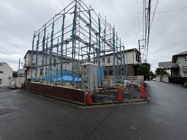 外観:豊かな陽光と心地よい風に満たされたこの場所が、家族の理想の暮らしをやさしく形作ります。  