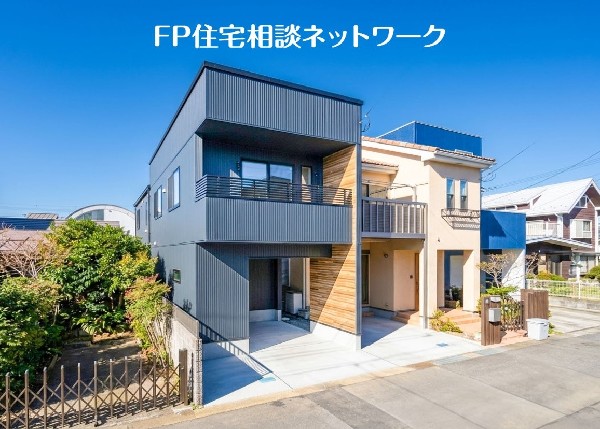 外観:落ち着いた外壁色を備えた外観デザインで、この住まいらしい使いやすさをしっかり感じられます。  