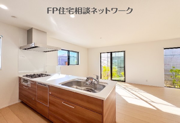 食洗器付きシステムキッチンなので、毎日の家事がはかどりますね♪
